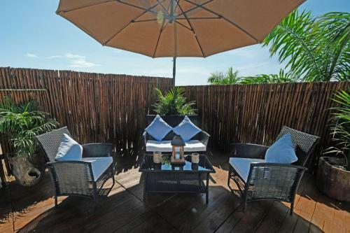 Condo With Pool, Beach Access/full Hotel Services!
