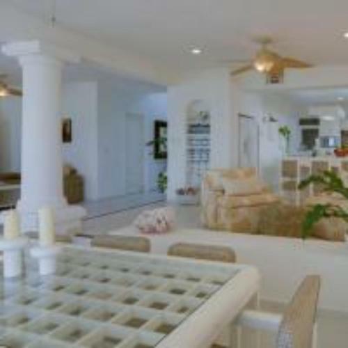 Private Beach Front Villa With Pool