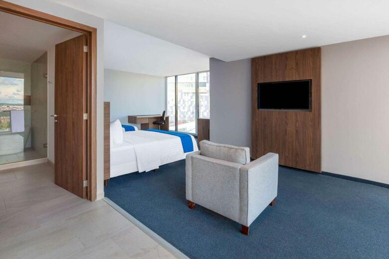 Hotel Wyndham Puebla Angelopolis