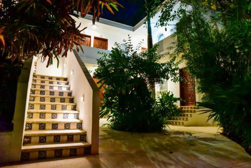 Hotel Tropical Casa Blanca