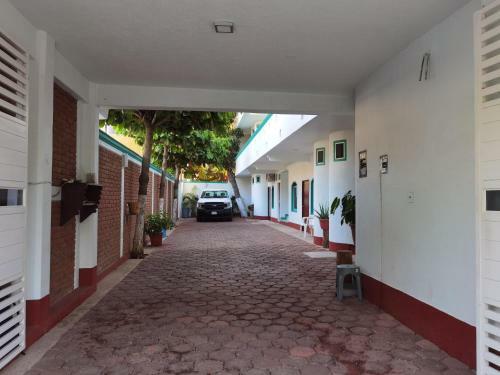 Hotel Escondido