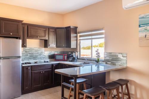 Apartment With Excellent In-town Location