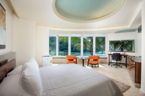Posada Ocean Frontage Accommodations With Full Kitchen