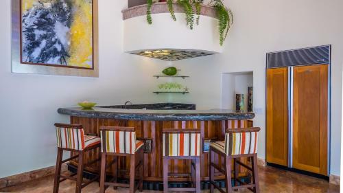 Posada Ocean Frontage Accommodations With Full Kitchen