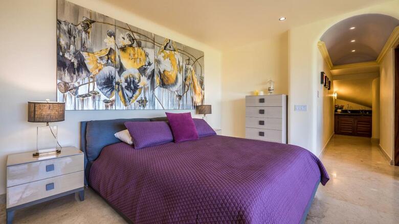 Ocean Frontage Cottage
