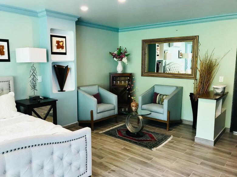 Ocean Frontage Cottage