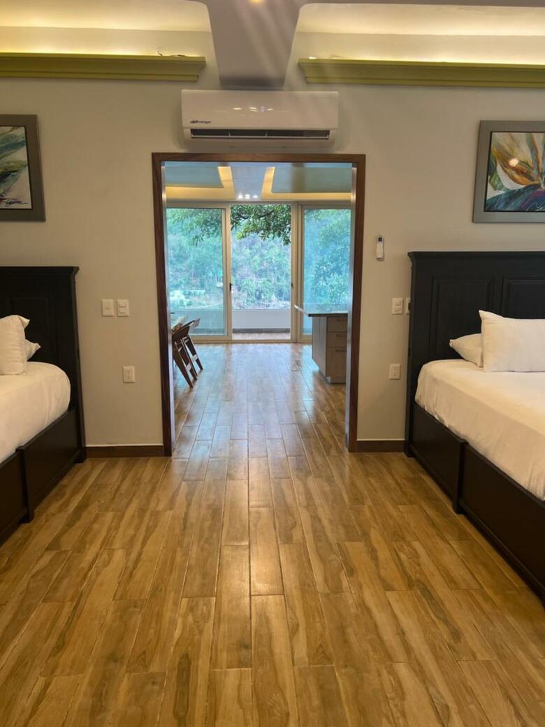 Ocean Frontage Cottage