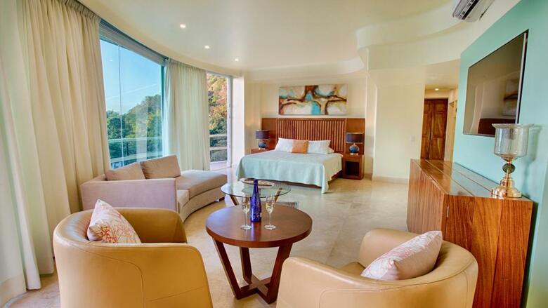 Ocean Frontage Cottage