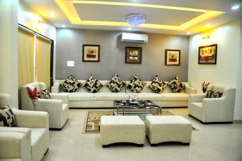 Hotel The Bhopal Grande
