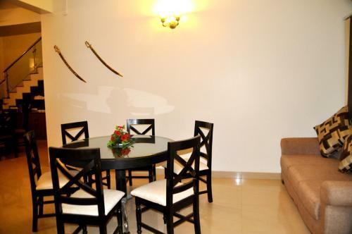Hotel The Bhopal Grande