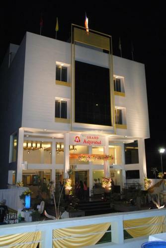 Hotel Grand Ashirwad