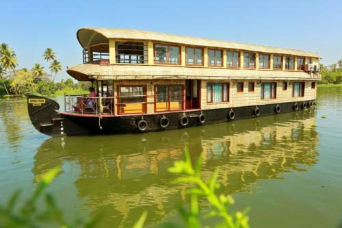 Hotel Cosy Houseboats