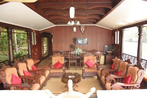 Hotel Cosy Houseboats