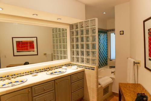 Las Maanitas C205 3 Br By Casago