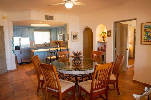 Las Maanitas C205 3 Br By Casago