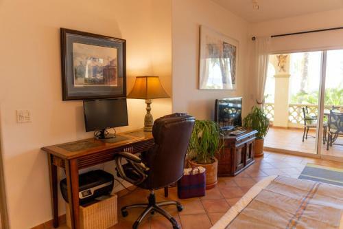 Las Maanitas C205 3 Br By Casago