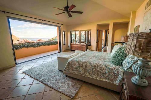 Luxury Villa In Pedregal -incredible Views- Walk To Town!