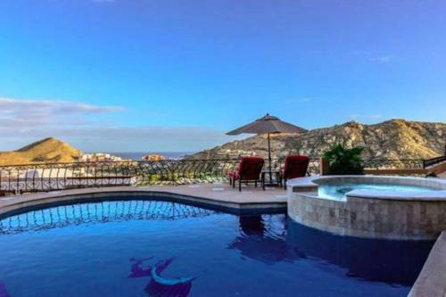 Luxury Villa In Pedregal -incredible Views- Walk To Town!