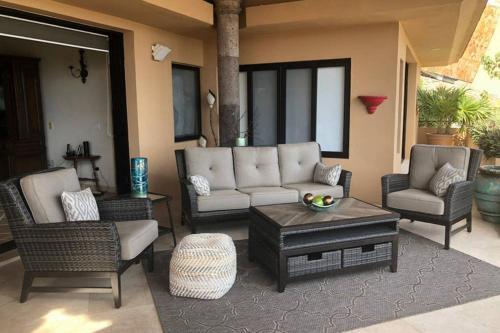 Luxury Villa In Pedregal -incredible Views- Walk To Town!