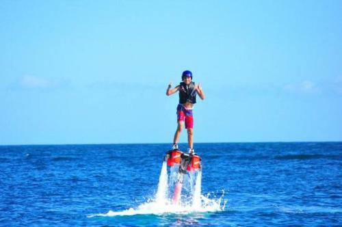 Vle- 1202-ocean Front Resort- Walking Distance To Town! Swimmable Beach!