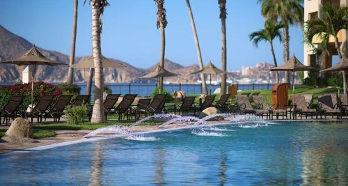 Vle-1809-ocean Front Resort- Walking Distance To Town! Swimmable Beach!