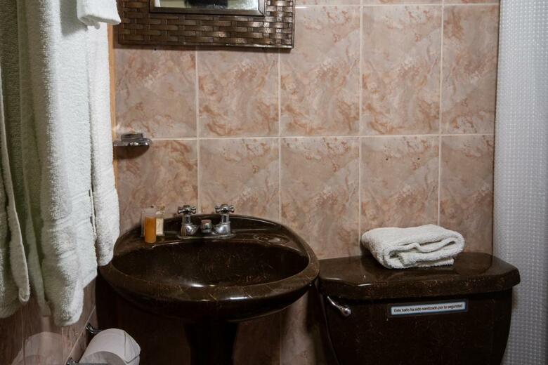 Hotel & Hostal Del Sol