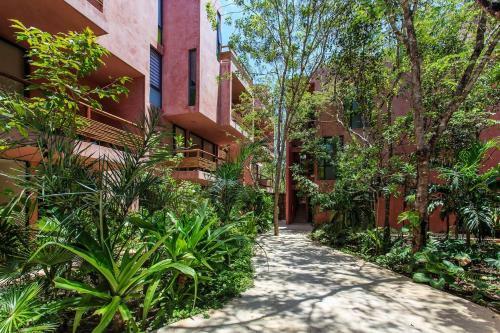 Explore Tulum Area By Bike! Colourful Condo W/pool