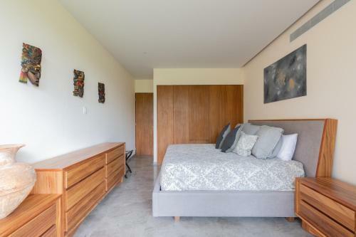 Marvelous Apartment With Unique Pool And Extraordinary Amenities