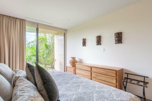 Marvelous Apartment With Unique Pool And Extraordinary Amenities