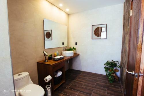 Hotel Contemplacion