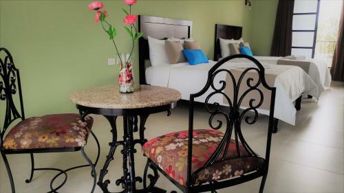 Hotel Los Frailes