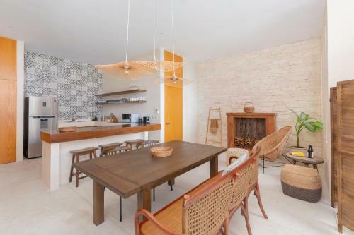Manor 2br Apartment Great Design Shared Pool And Wifi