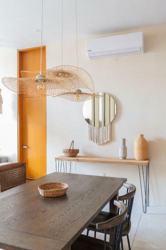 Manor 2br Apartment Great Design Shared Pool And Wifi