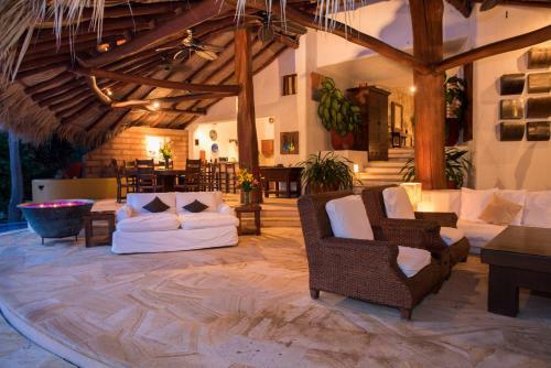 Villa Encantada At Staypv