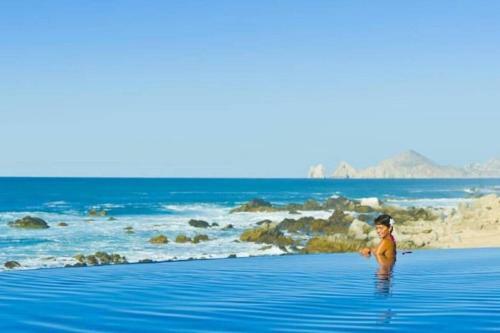 Villa 2br Spacious Lux Apt. Sleeps 8 With Ocean View