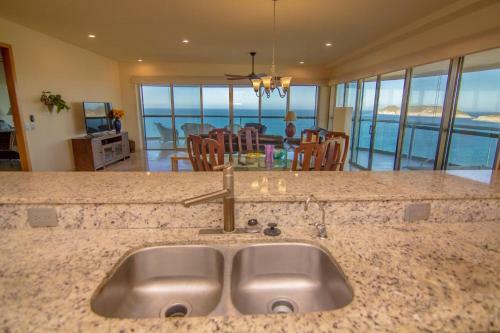 Apartamento 3 Bedrooms Condo Playa Blanca #1 Condo