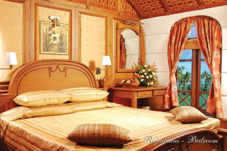 Hotel Lake Palace Resort