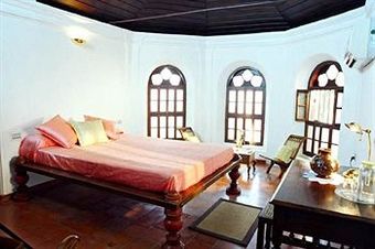 Hotel Raheem Residency