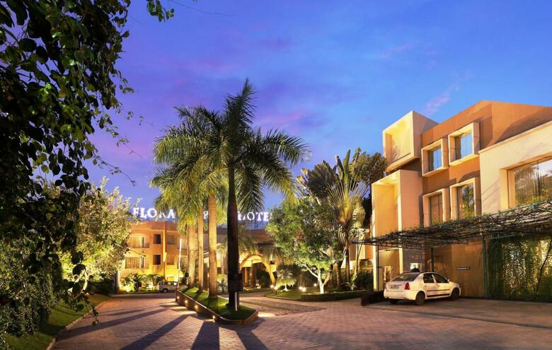 Flora Airport Hotel