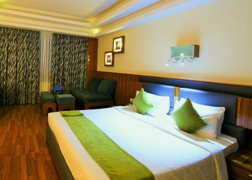 Gokulam Park Hotel & Convention Centre