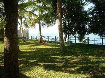 Bed & Breakfast Illikkalam Lake Resort