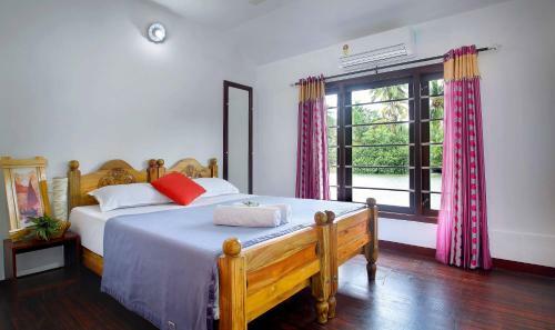 Hotel Sreekrishna Houseboat