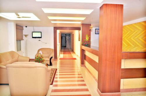 Hotel A V Residency