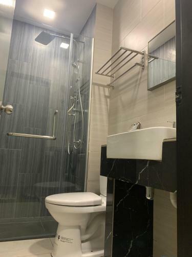 Frame Hotel