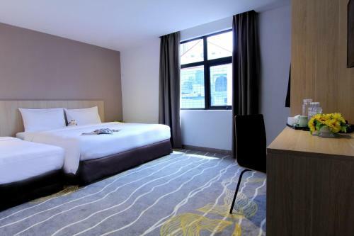 Pacific Express Hotel City Centre