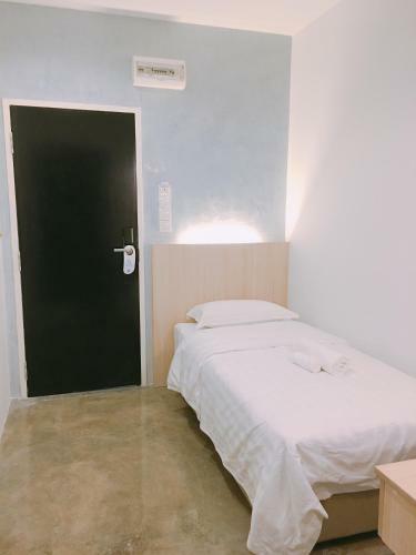 Io Hotel