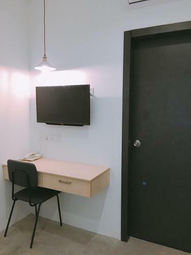 Io Hotel