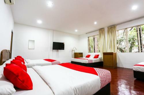 Oyo 89562 Hotel Shalimar