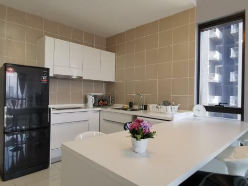 Eminent Suite - Icon City, Petaling Jaya