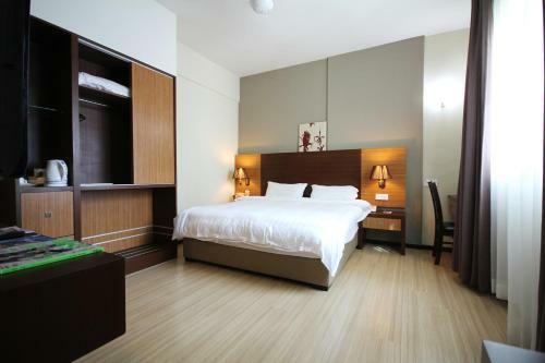 Aroma Hotel